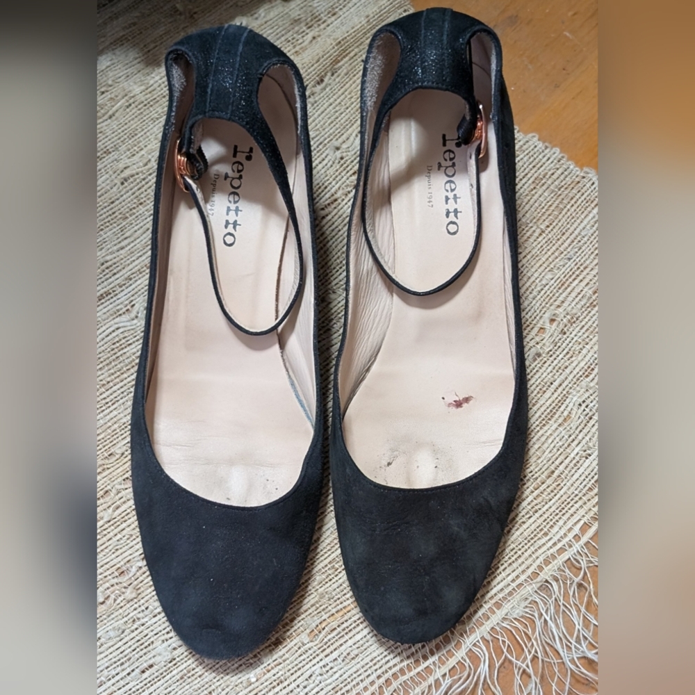 REPETTO Velour Mid Heel Pumps READ